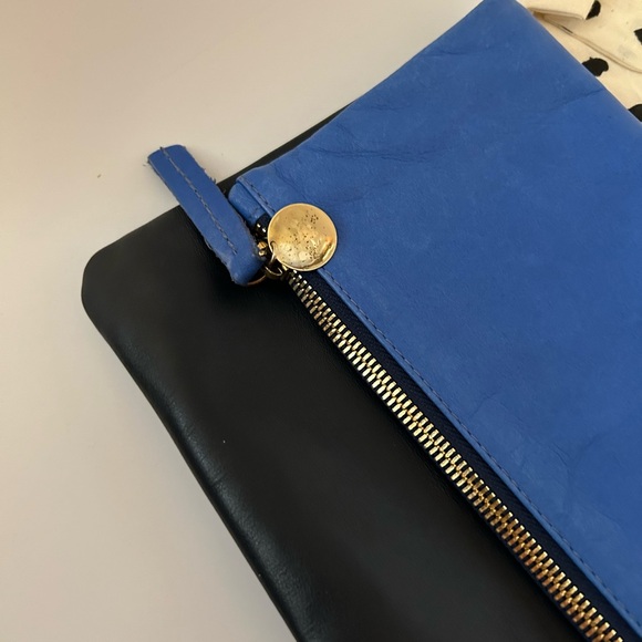 Clare V (Clare Vivier) holdover clutch two tone navy blue, electric blue - Picture 4 of 4